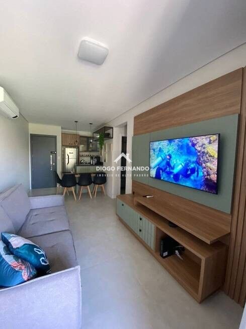 Apartamento à venda com 2 quartos, 71m² - Foto 1