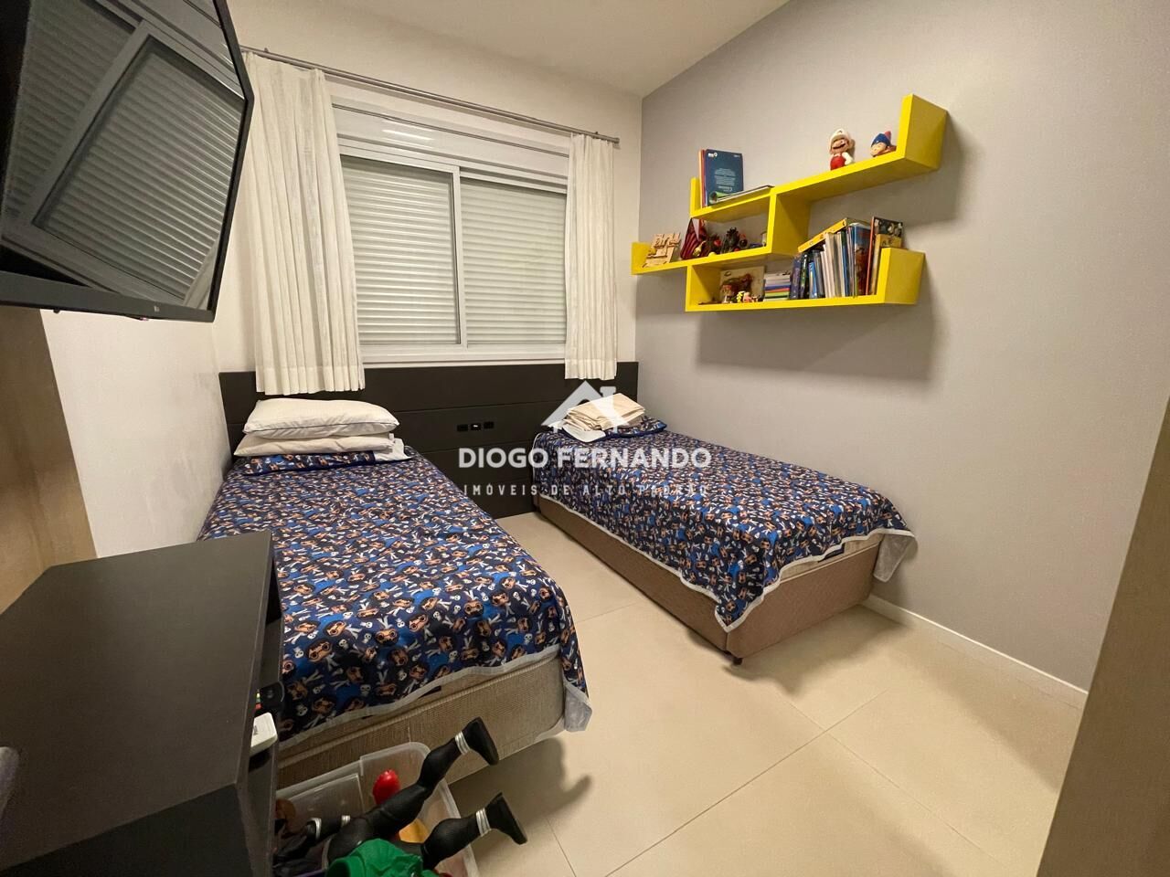 Apartamento à venda com 2 quartos, 76m² - Foto 9