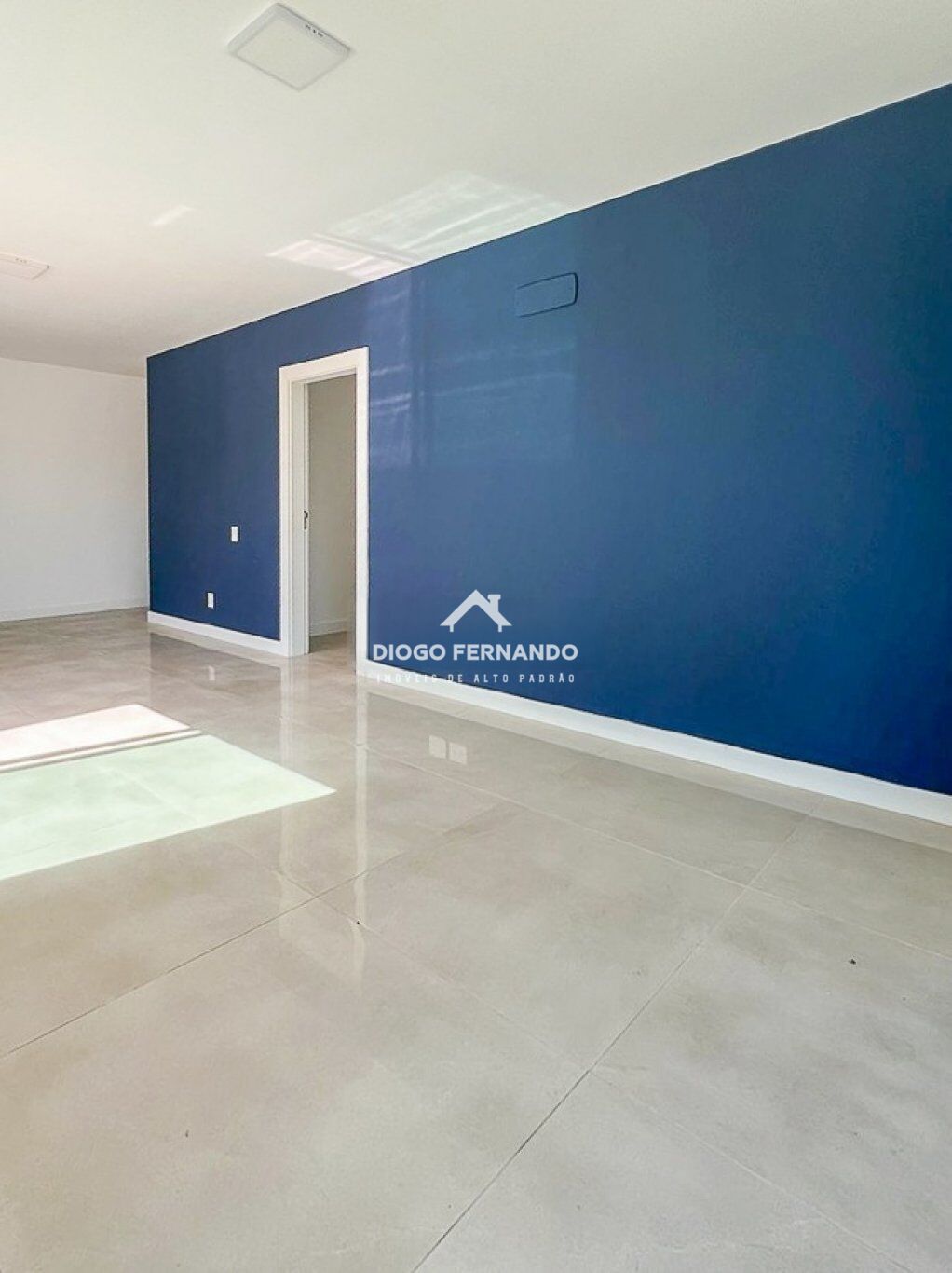 Cobertura, 3 quartos, 252 m² - Foto 2