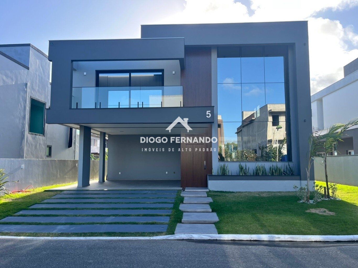 Casa, 4 quartos, 360 m² - Foto 1