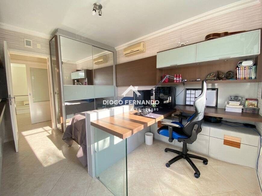 Casa de Condomínio à venda com 4 quartos, 390m² - Foto 19