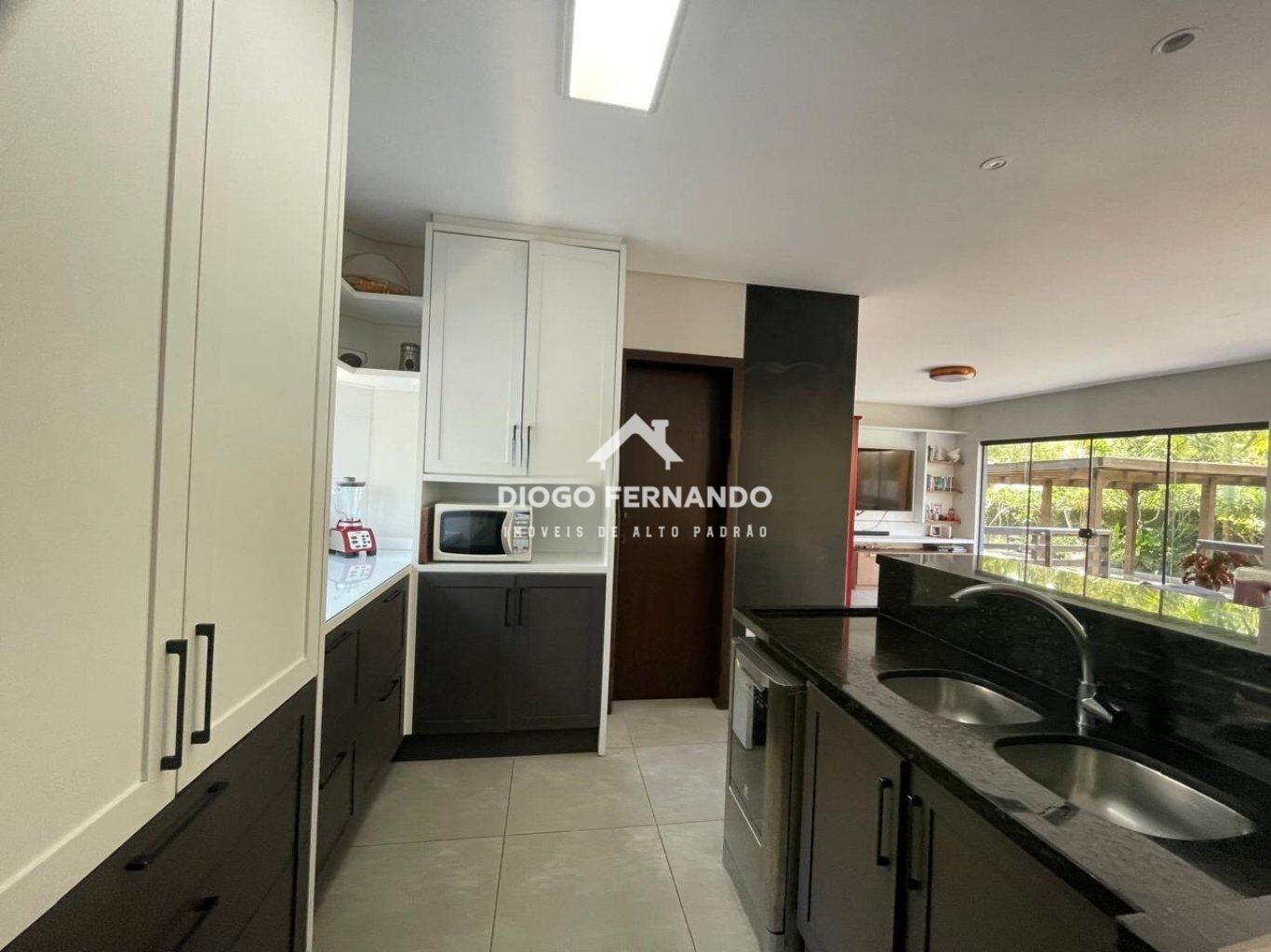 Casa, 5 quartos, 225 m² - Foto 6