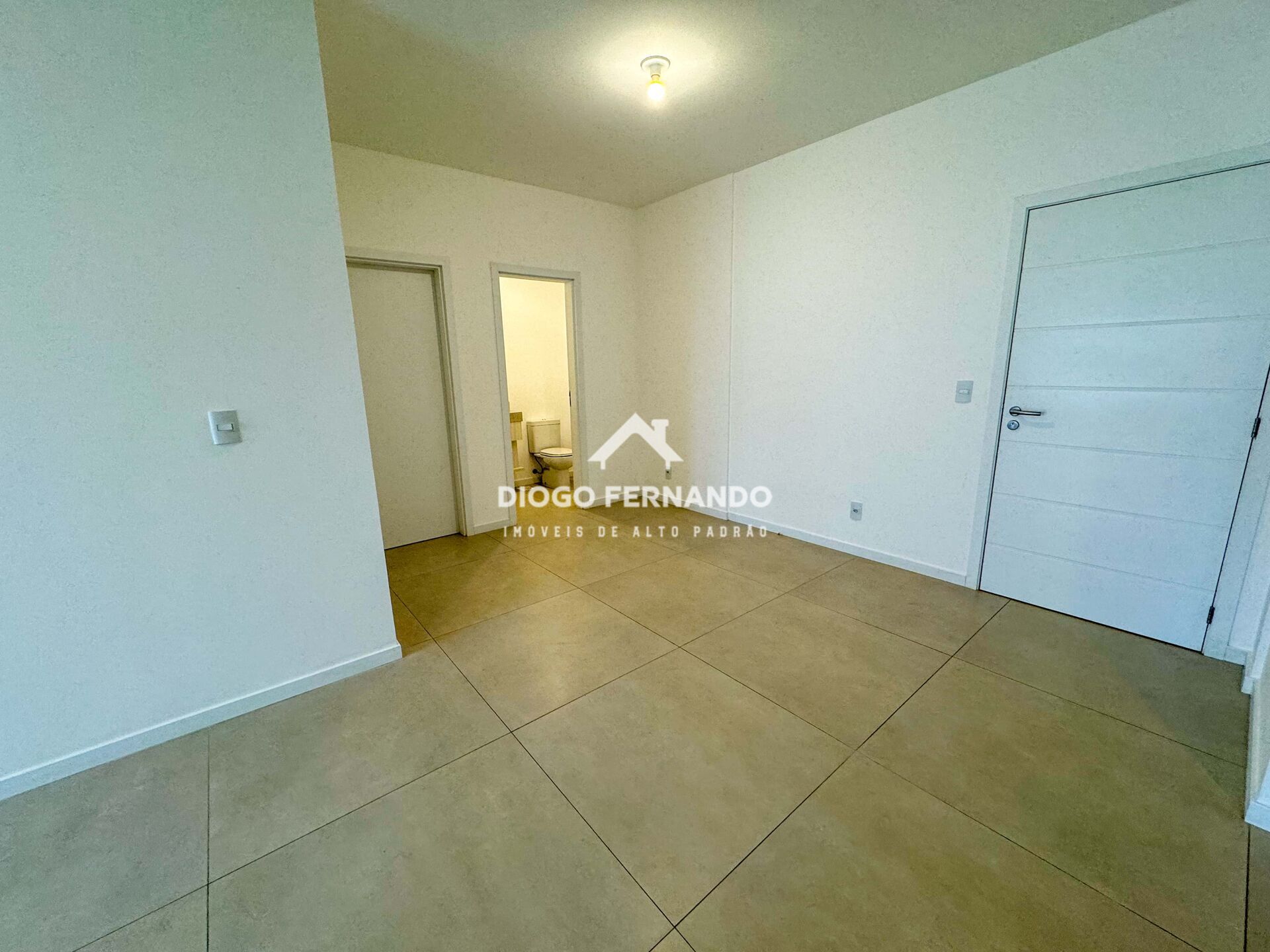 Apartamento à venda com 3 quartos, 105m² - Foto 8