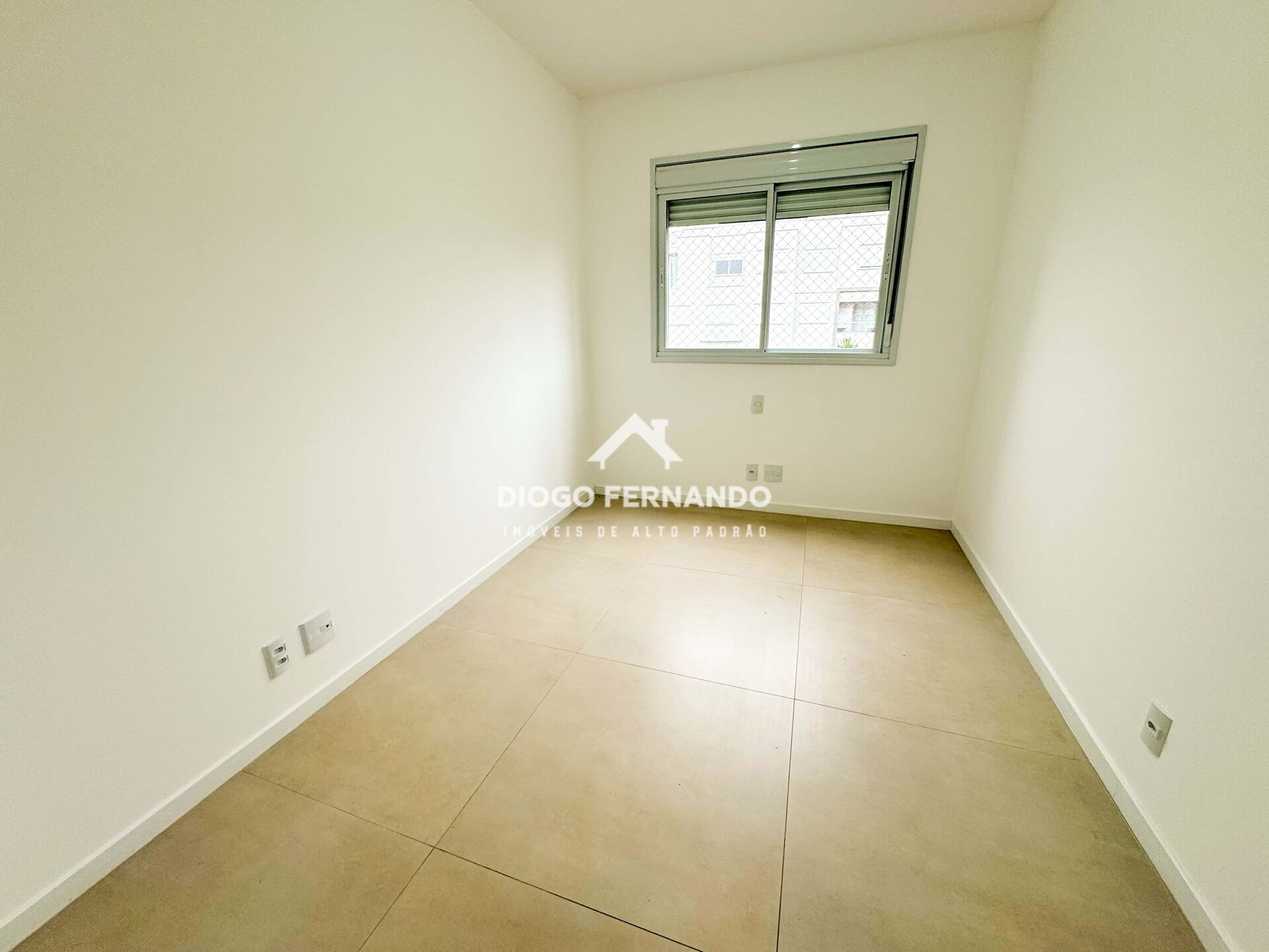 Apartamento à venda com 3 quartos, 105m² - Foto 22