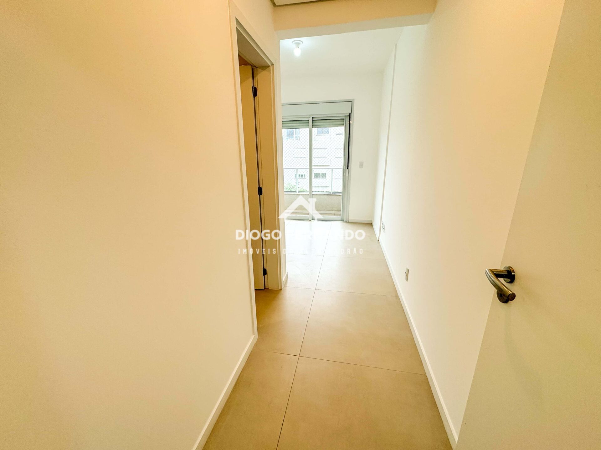 Apartamento à venda com 3 quartos, 105m² - Foto 17