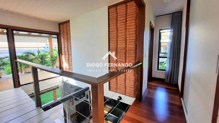 Casa de Condomínio à venda com 3 quartos, 216m² - Foto 24