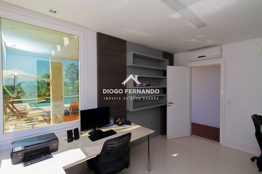 Casa à venda com 7 quartos, 1097m² - Foto 20