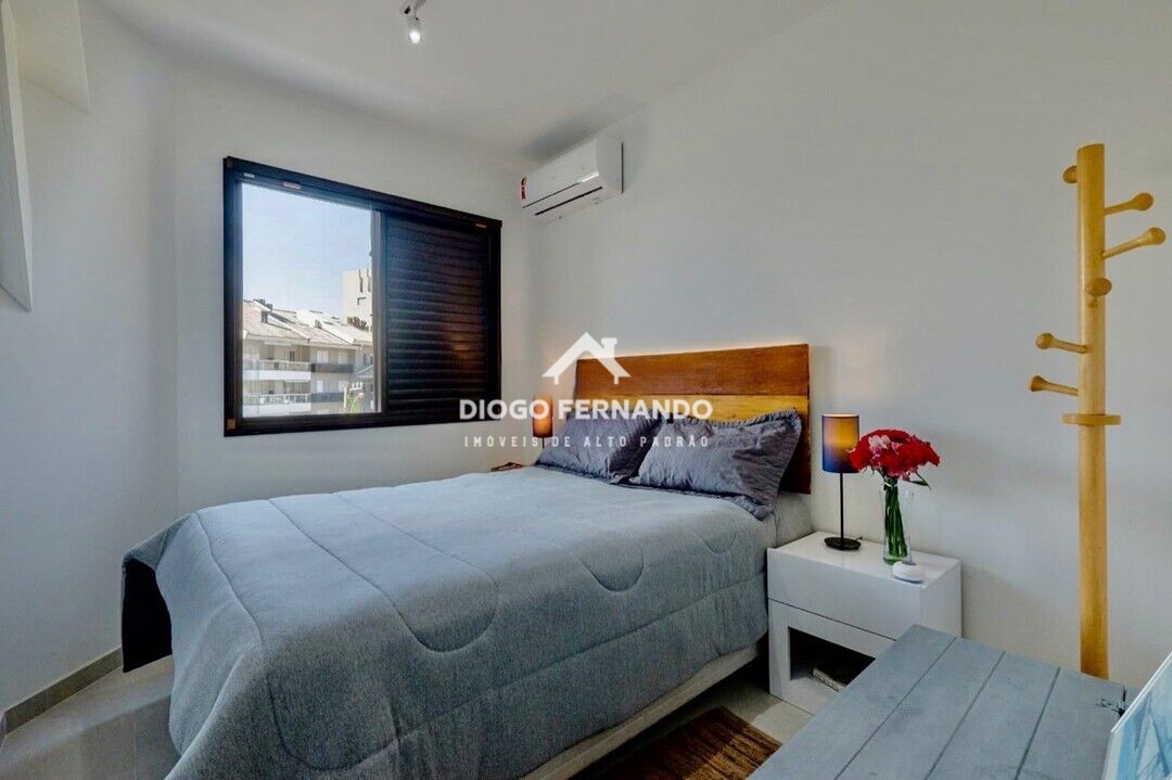 Apartamento à venda com 4 quartos, 158m² - Foto 21