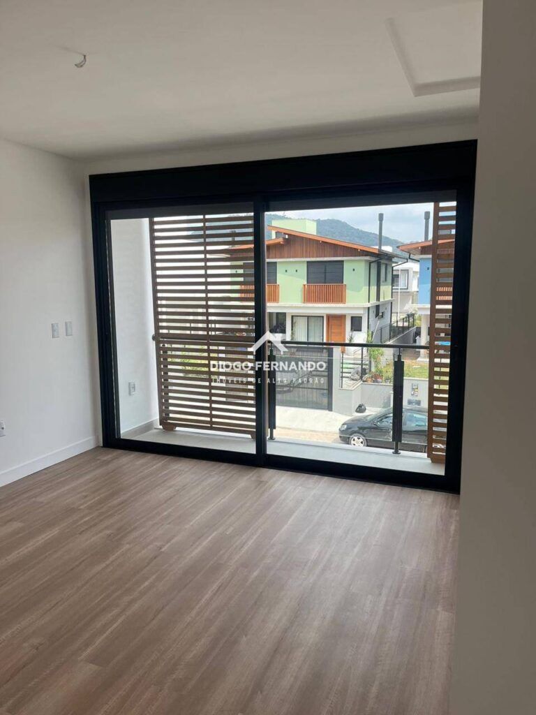 Casa à venda com 3 quartos, 180m² - Foto 9