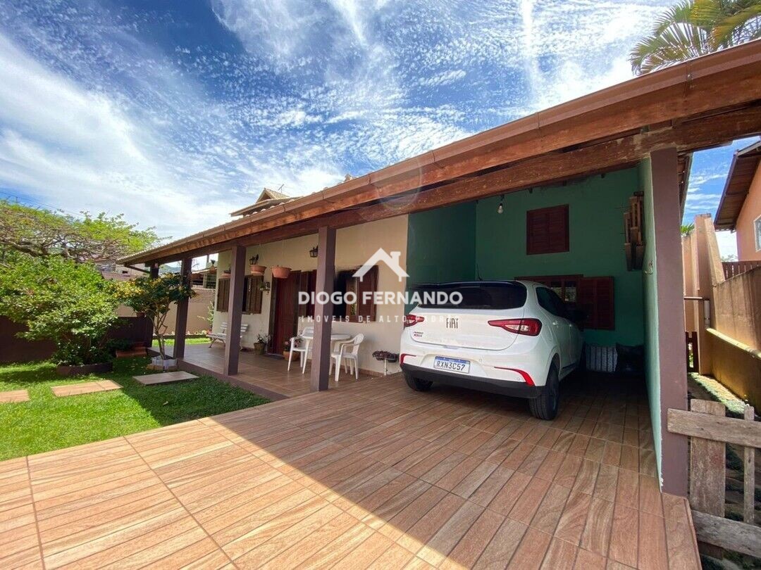 Casa à venda com 4 quartos, 220m² - Foto 2