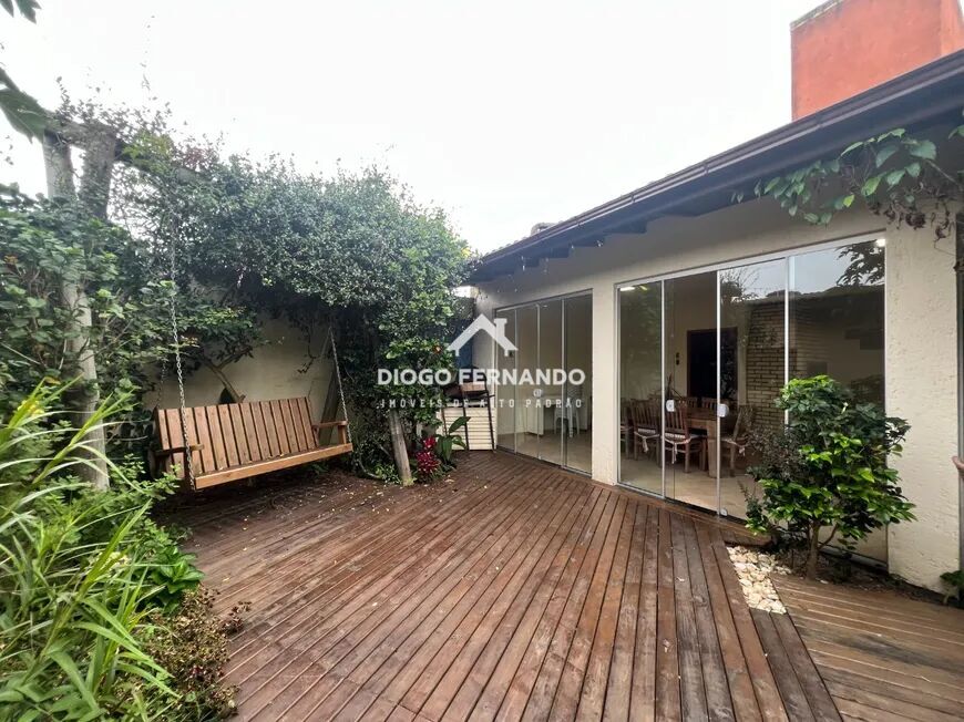 Casa à venda com 4 quartos, 225m² - Foto 26