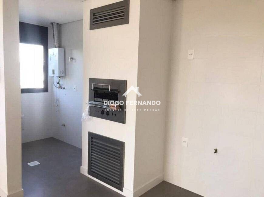 Apartamento à venda com 3 quartos, 223m² - Foto 8