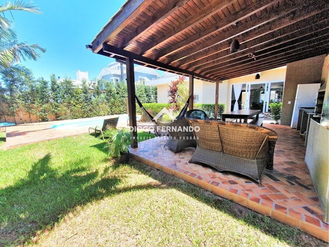 Casa de Condomínio à venda com 4 quartos, 277m² - Foto 28