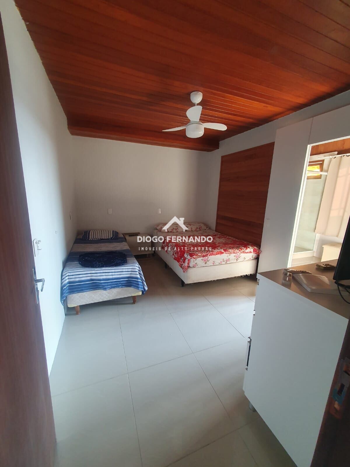 Casa à venda com 4 quartos, 356m² - Foto 19