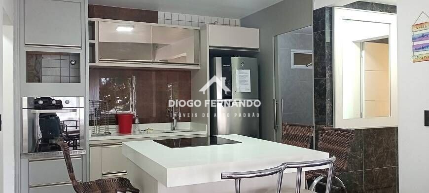 Apartamento à venda com 2 quartos, 120m² - Foto 3