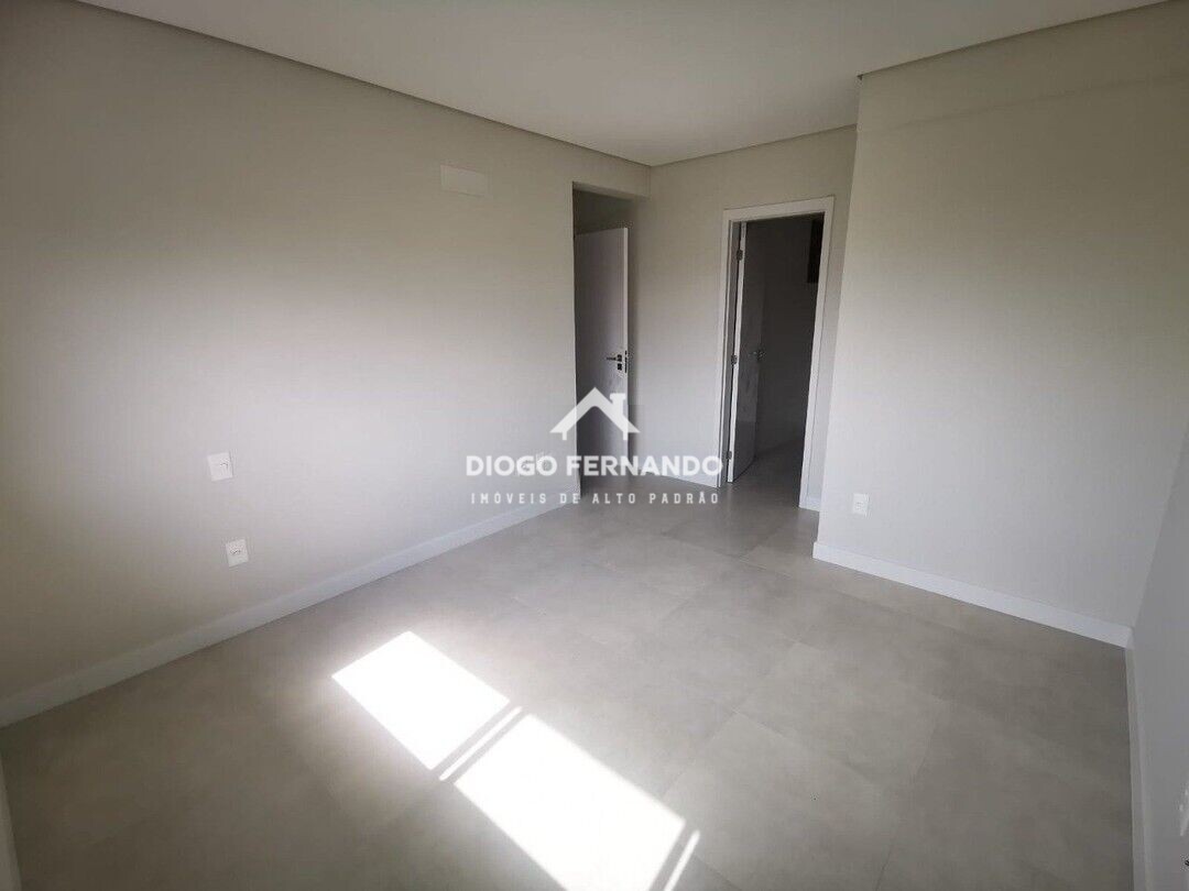 Apartamento à venda com 2 quartos, 71m² - Foto 2