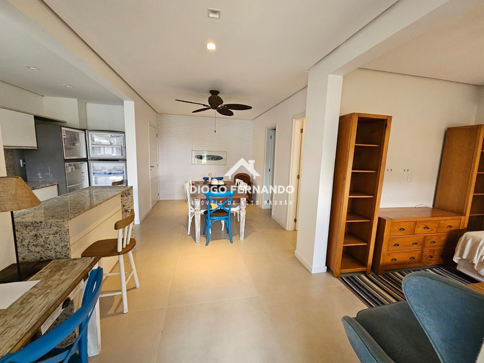 Apartamento à venda com 2 quartos, 76m² - Foto 2