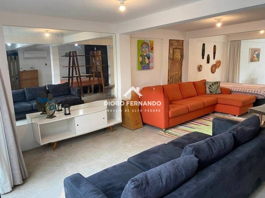 Casa à venda com 3 quartos, 210m² - Foto 2