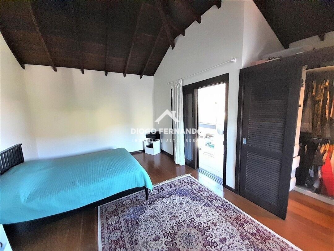 Casa à venda com 5 quartos, 237m² - Foto 21