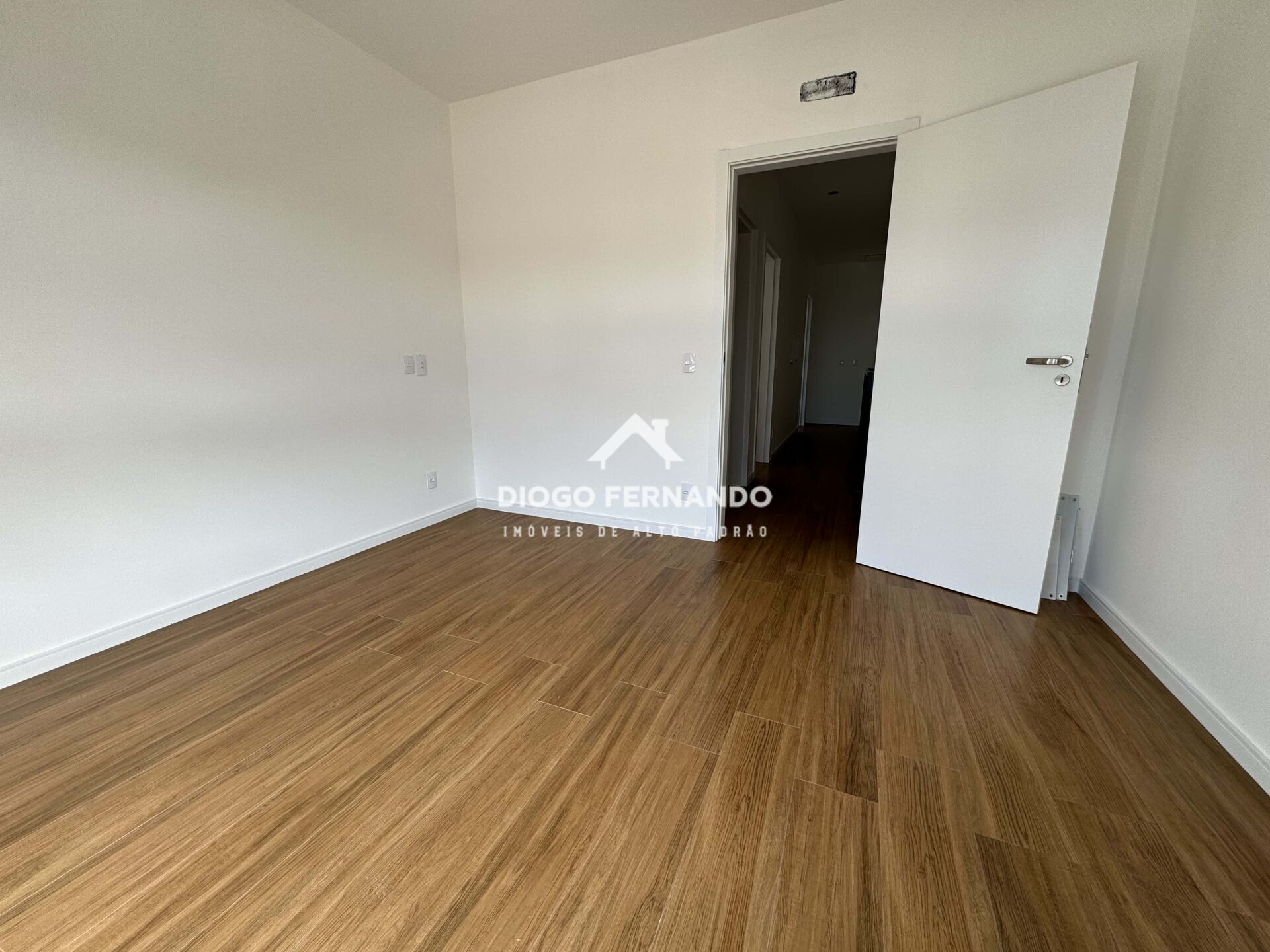 Casa à venda com 3 quartos, 159m² - Foto 13