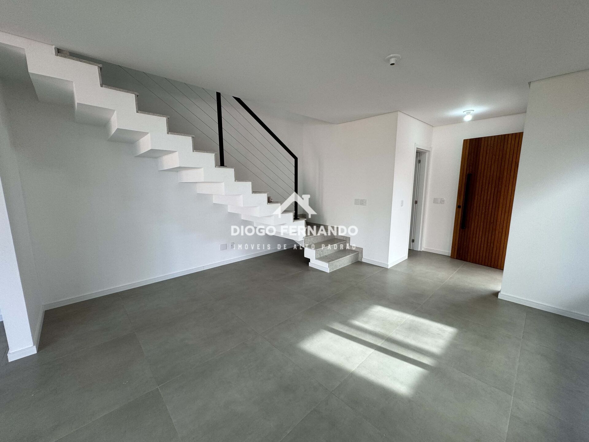 Casa à venda com 3 quartos, 159m² - Foto 7