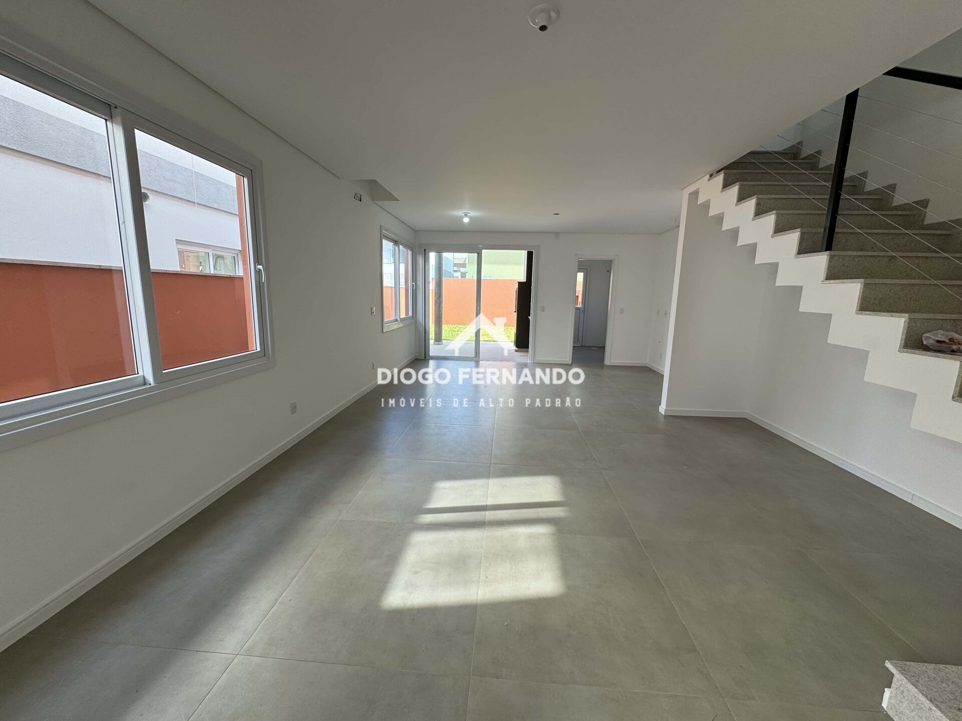 Casa à venda com 3 quartos, 159m² - Foto 5