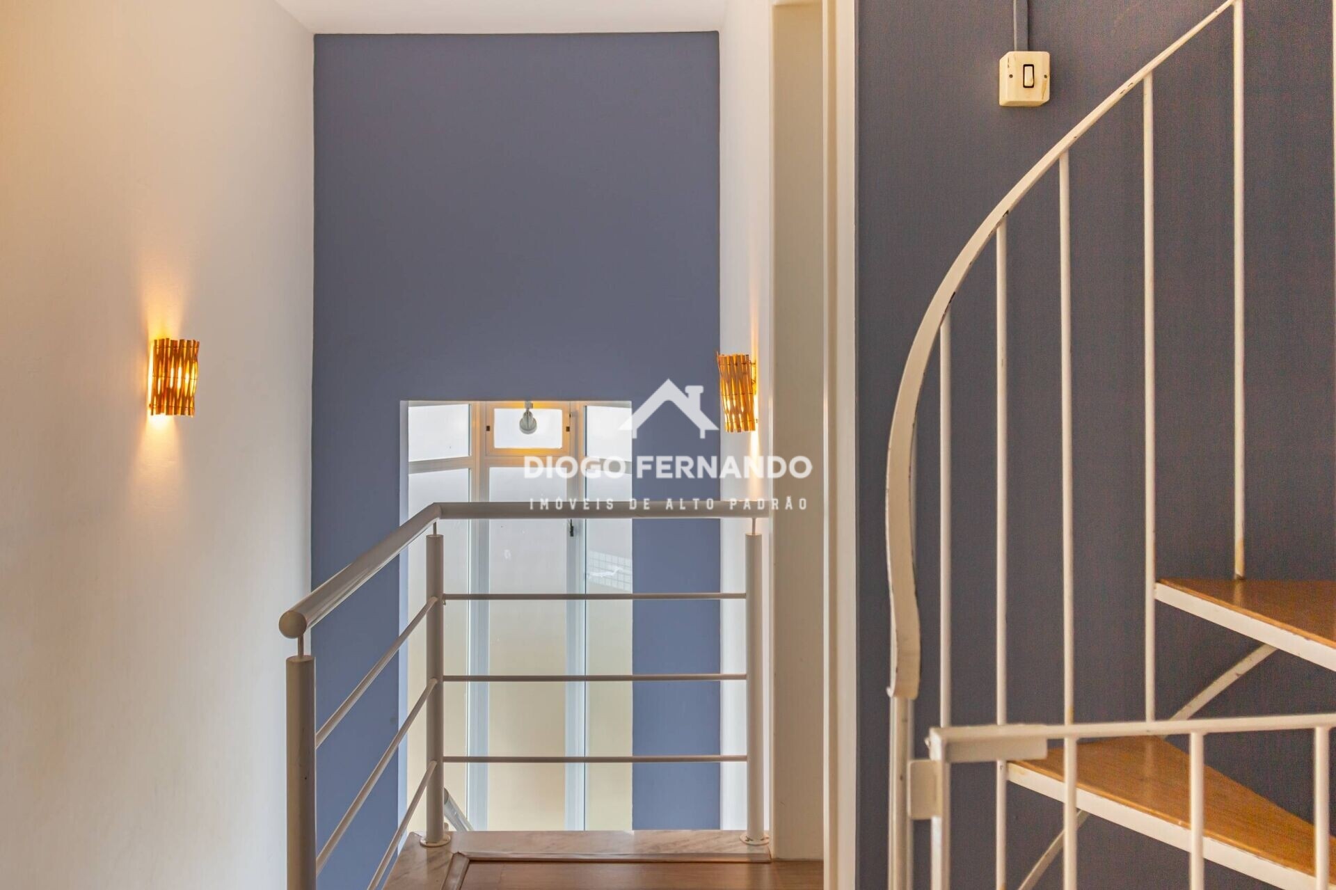 Casa à venda com 4 quartos, 227m² - Foto 4