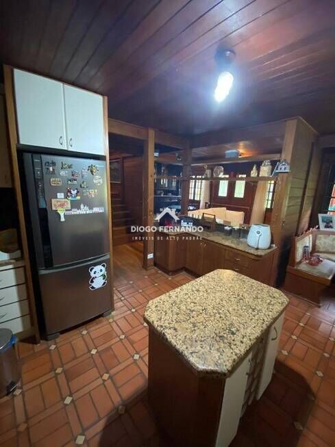 Casa de Condomínio à venda com 3 quartos, 200m² - Foto 8