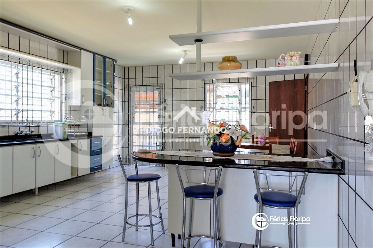 Sobrado à venda com 5 quartos, 312m² - Foto 2