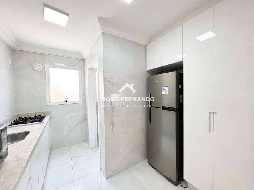 Apartamento à venda com 2 quartos, 80m² - Foto 7