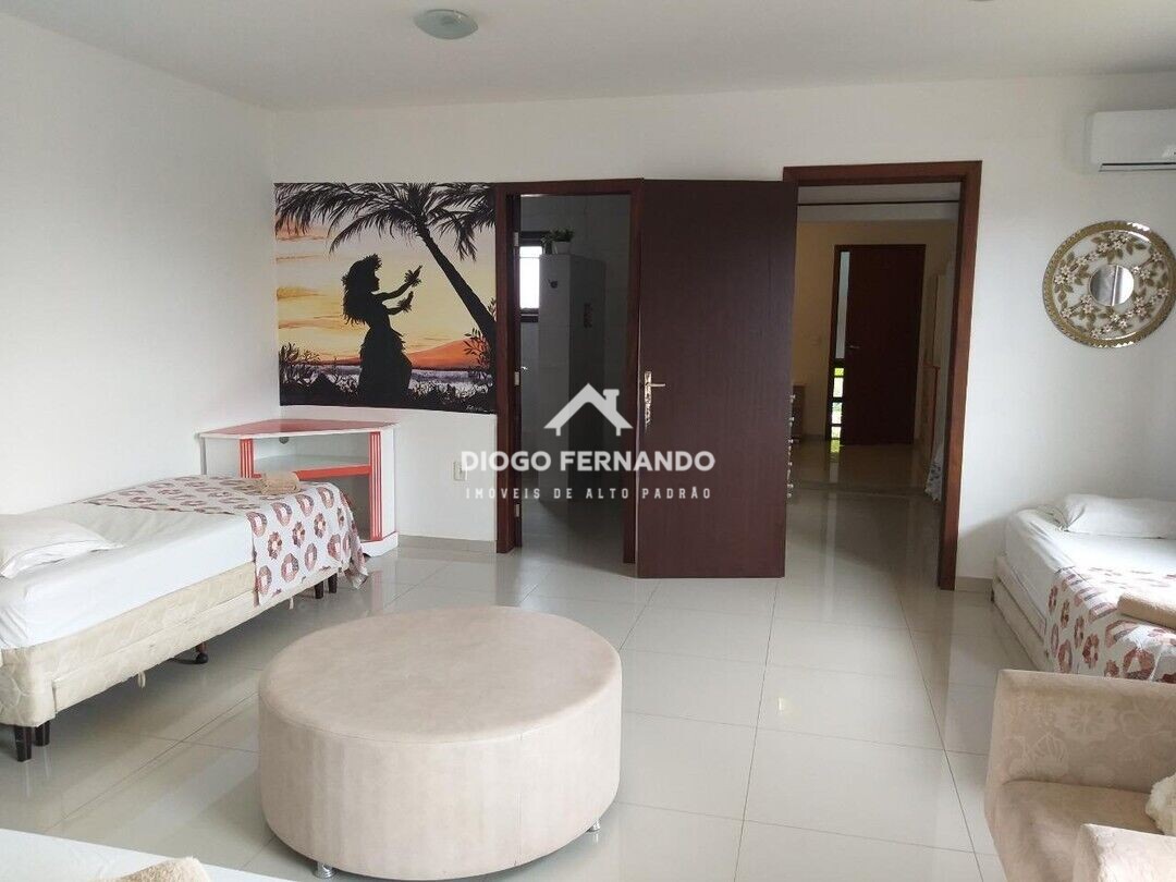 Casa à venda com 6 quartos, 182m² - Foto 3