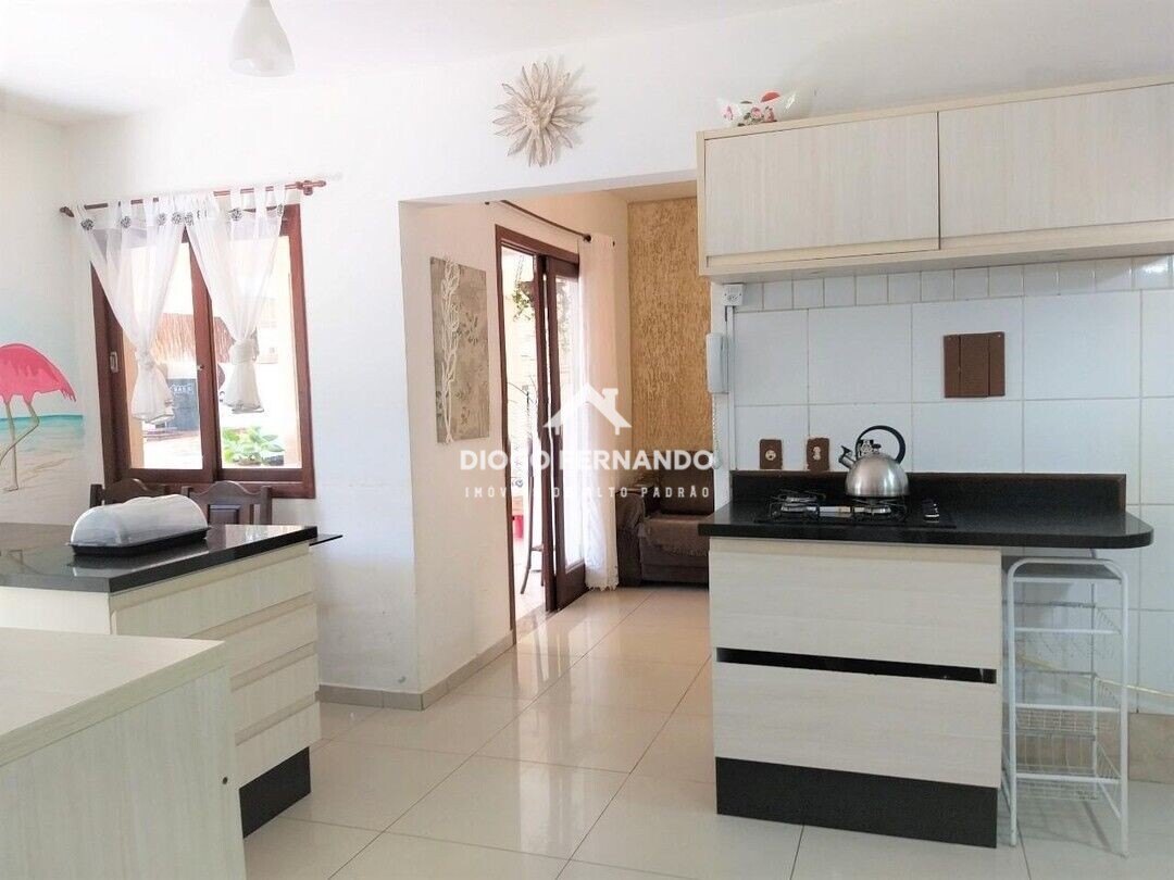 Casa à venda com 6 quartos, 182m² - Foto 16