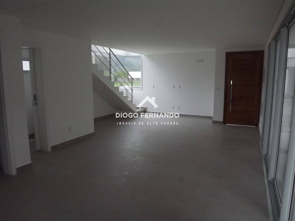 Casa à venda com 2 quartos, 140m² - Foto 8