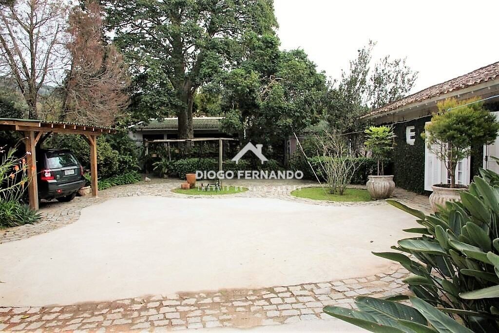 Casa à venda com 3 quartos, 437m² - Foto 5