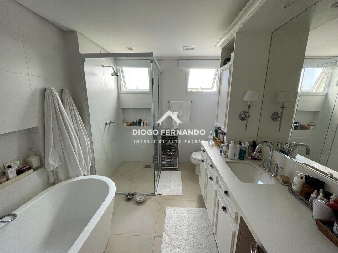 Apartamento à venda com 3 quartos, 253m² - Foto 10