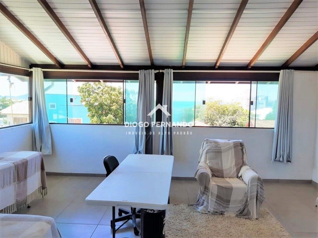 Casa à venda com 4 quartos, 277m² - Foto 5