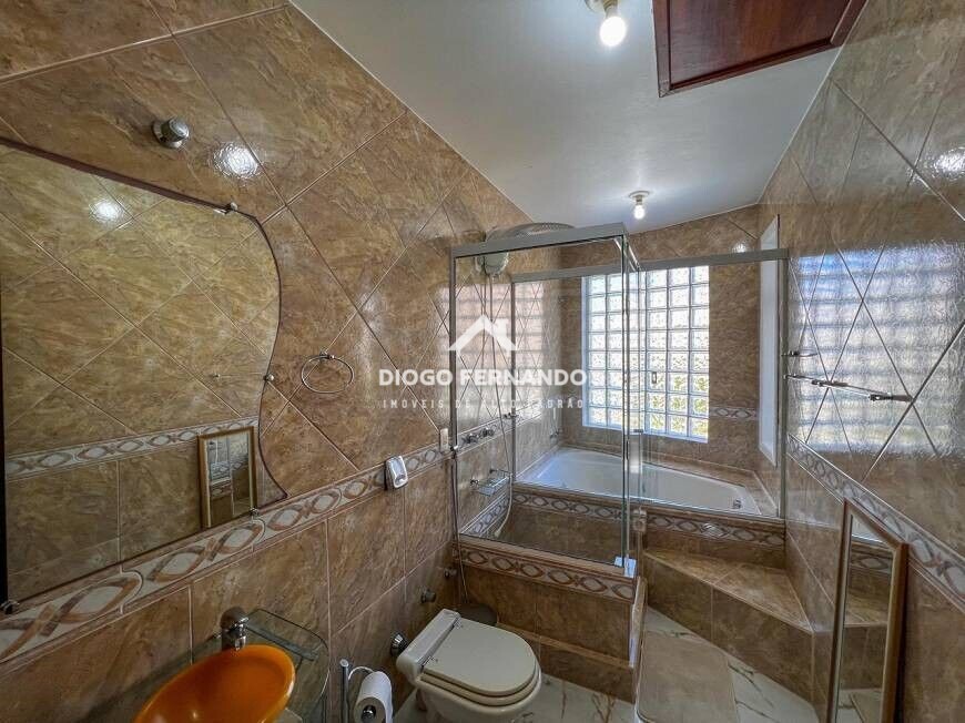 Casa à venda com 4 quartos, 297m² - Foto 26