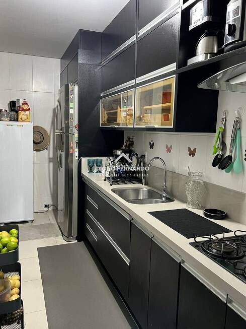 Apartamento à venda com 2 quartos, 75m² - Foto 17