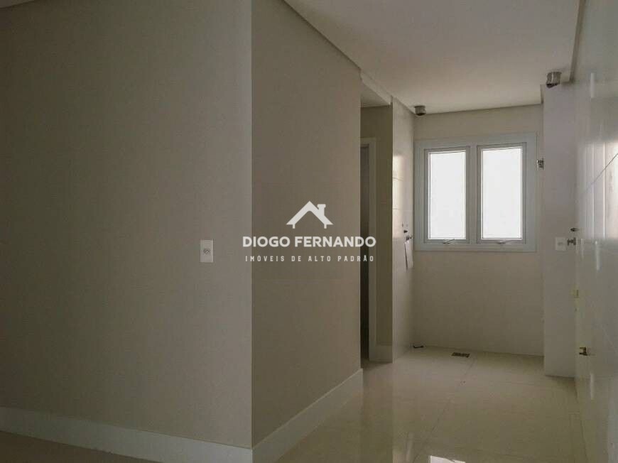 Apartamento à venda com 6 quartos, 333m² - Foto 13