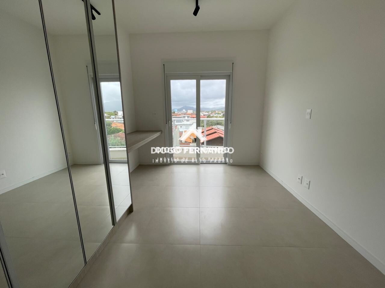 Cobertura à venda com 3 quartos, 170m² - Foto 2