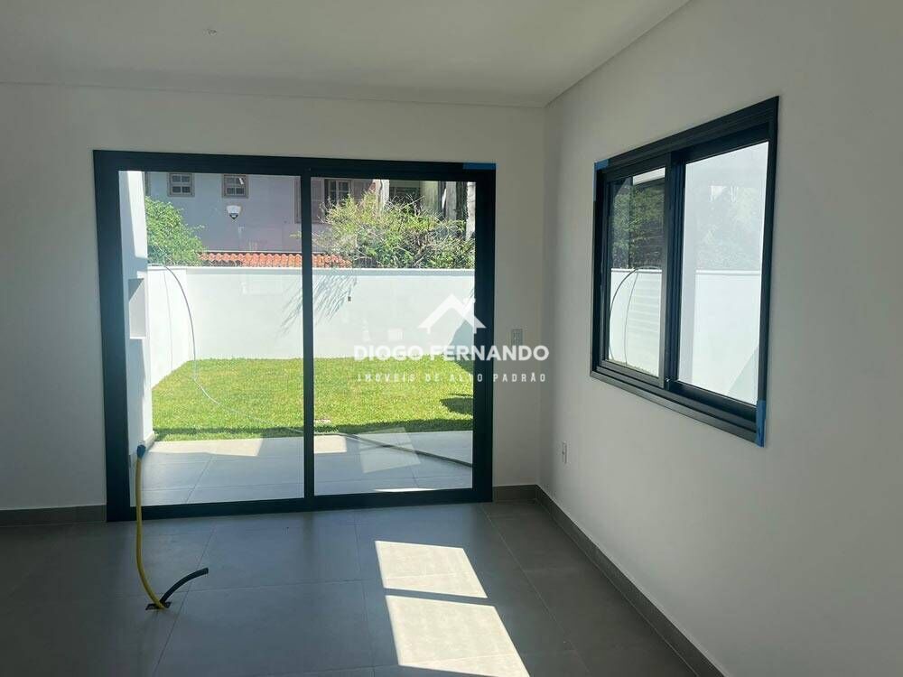 Casa à venda com 3 quartos, 157m² - Foto 6