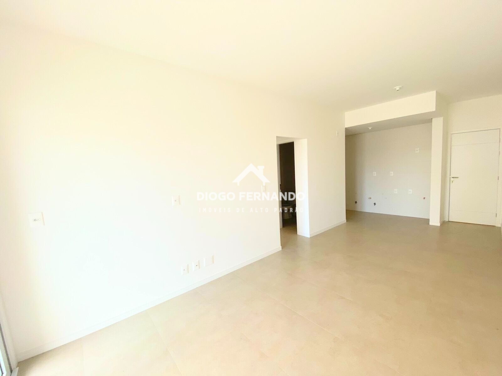 Apartamento à venda com 2 quartos, 80m² - Foto 5