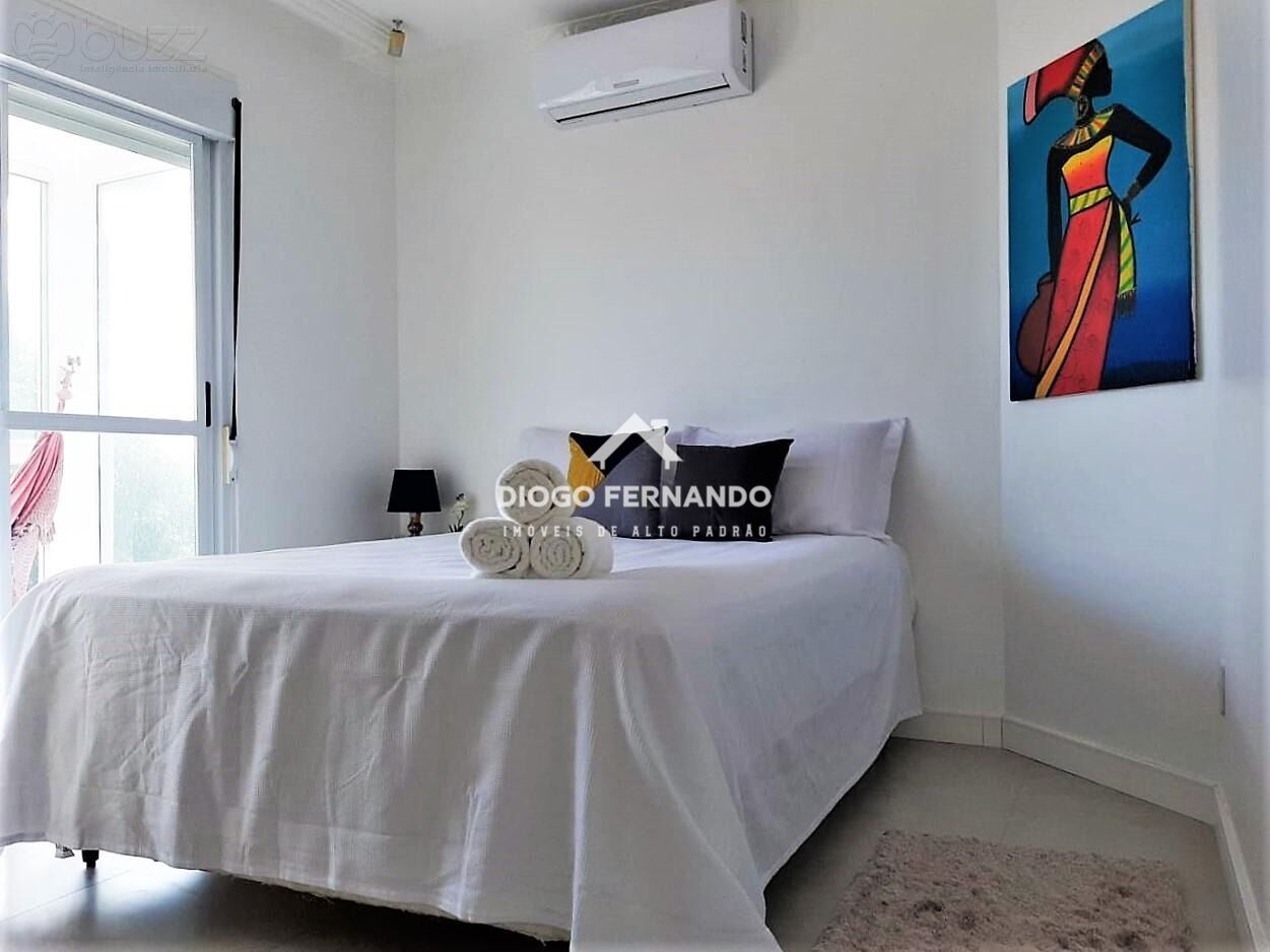 Casa à venda com 5 quartos, 200m² - Foto 13