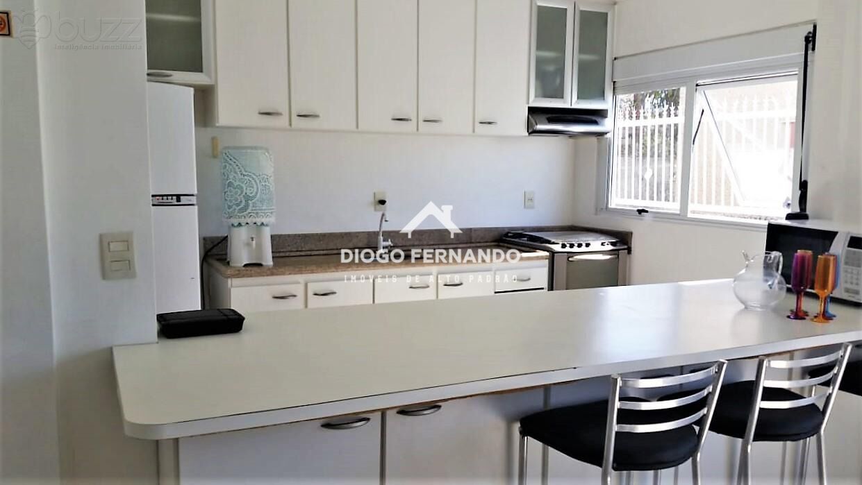 Casa à venda com 5 quartos, 200m² - Foto 6