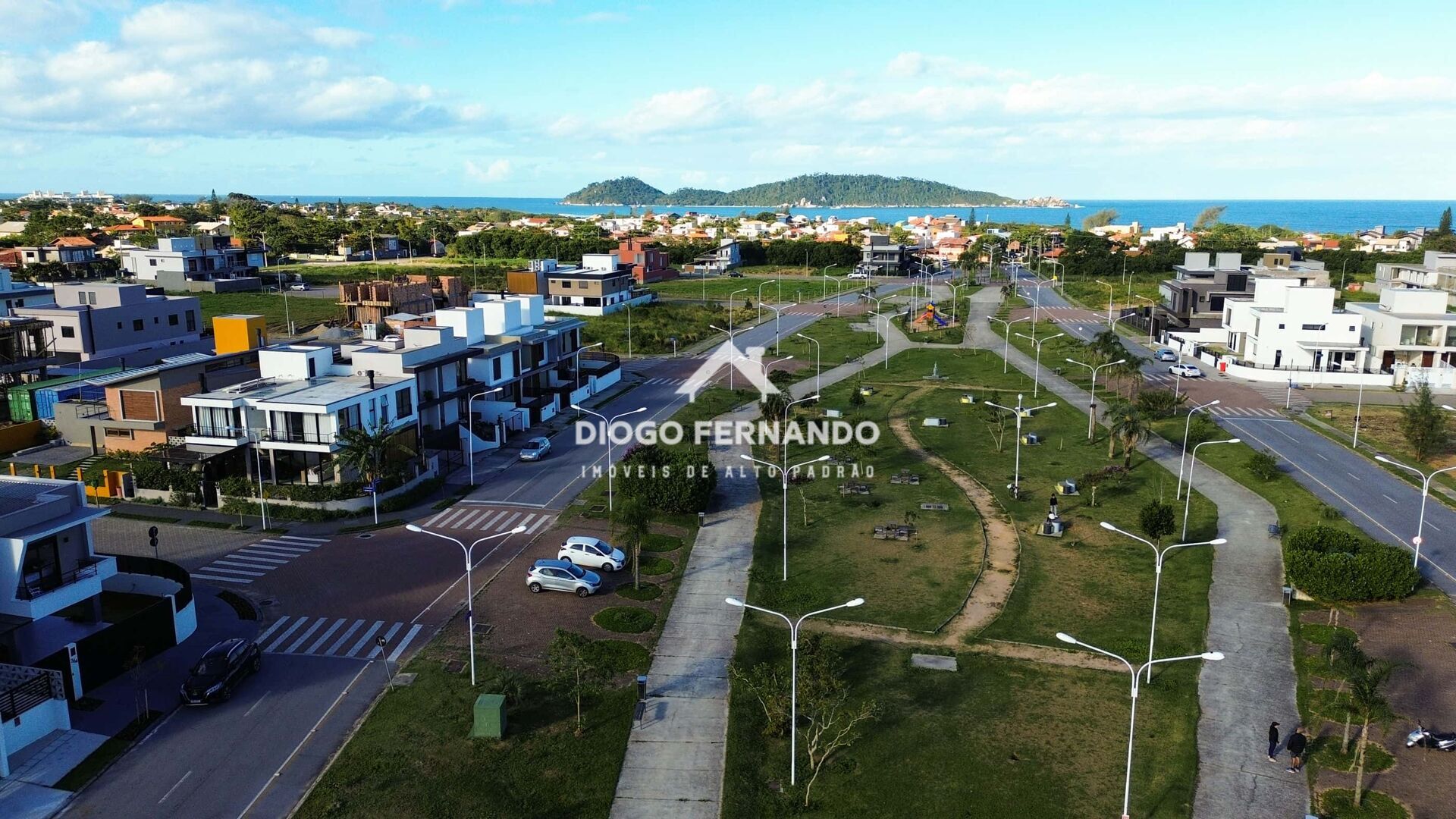 Casa à venda com 3 quartos, 144m² - Foto 11