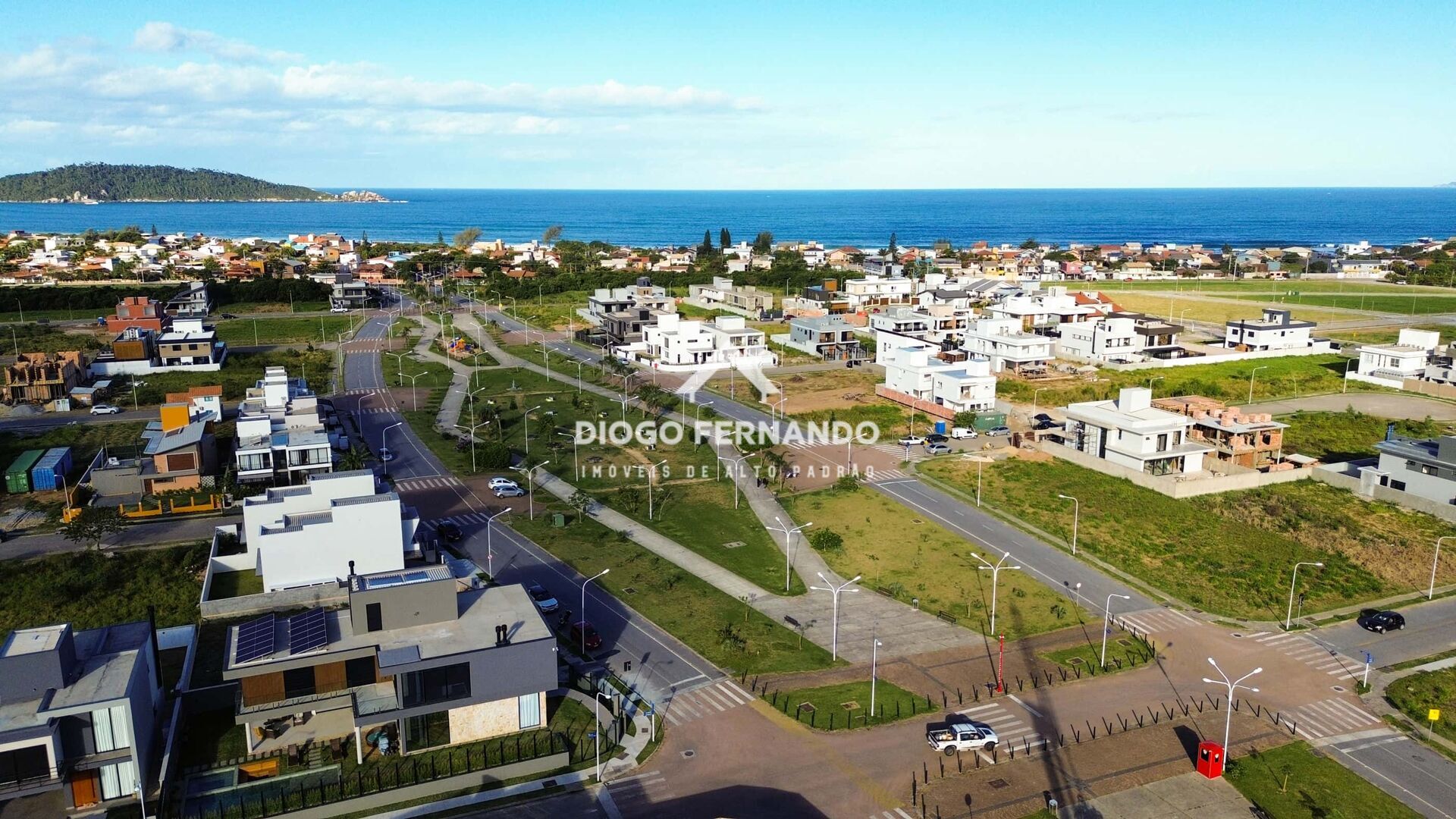 Casa à venda com 3 quartos, 144m² - Foto 8