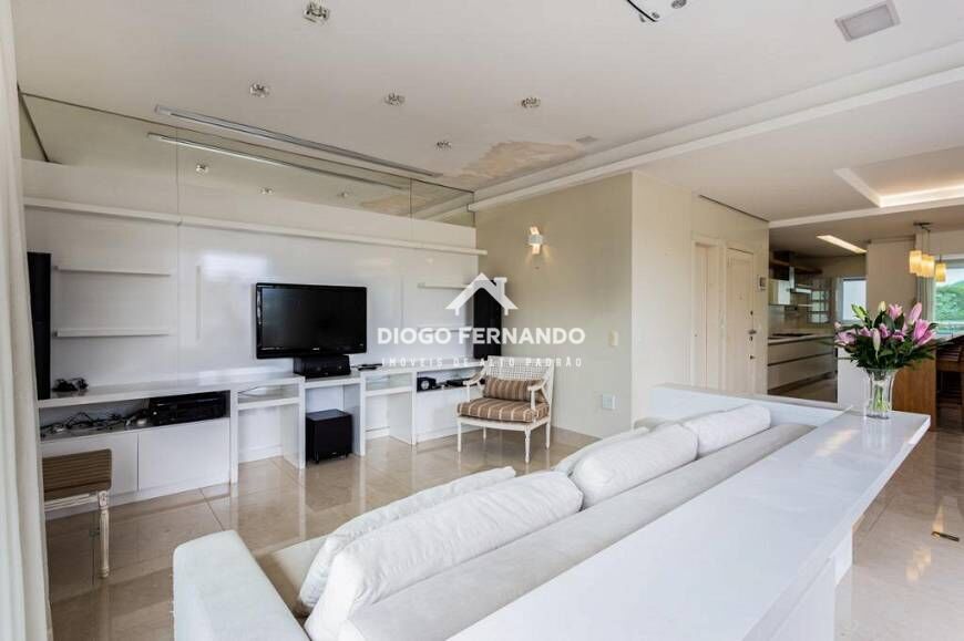 Apartamento à venda com 3 quartos, 127m² - Foto 4