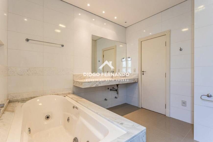 Apartamento à venda com 3 quartos, 127m² - Foto 28