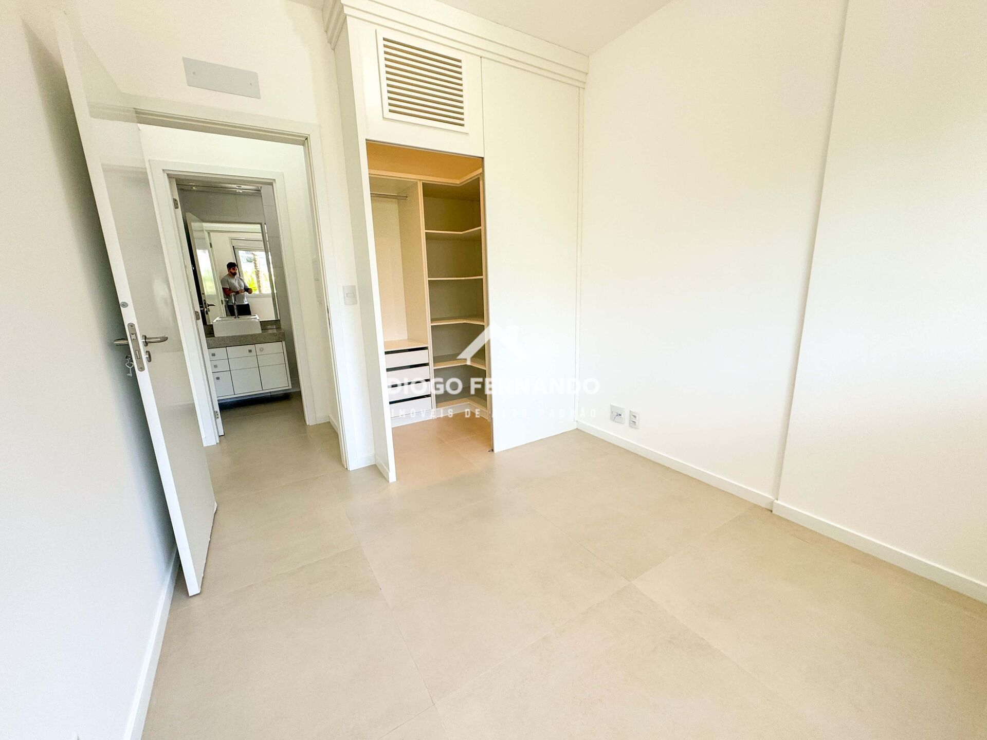 Apartamento à venda com 1 quarto, 57m² - Foto 11