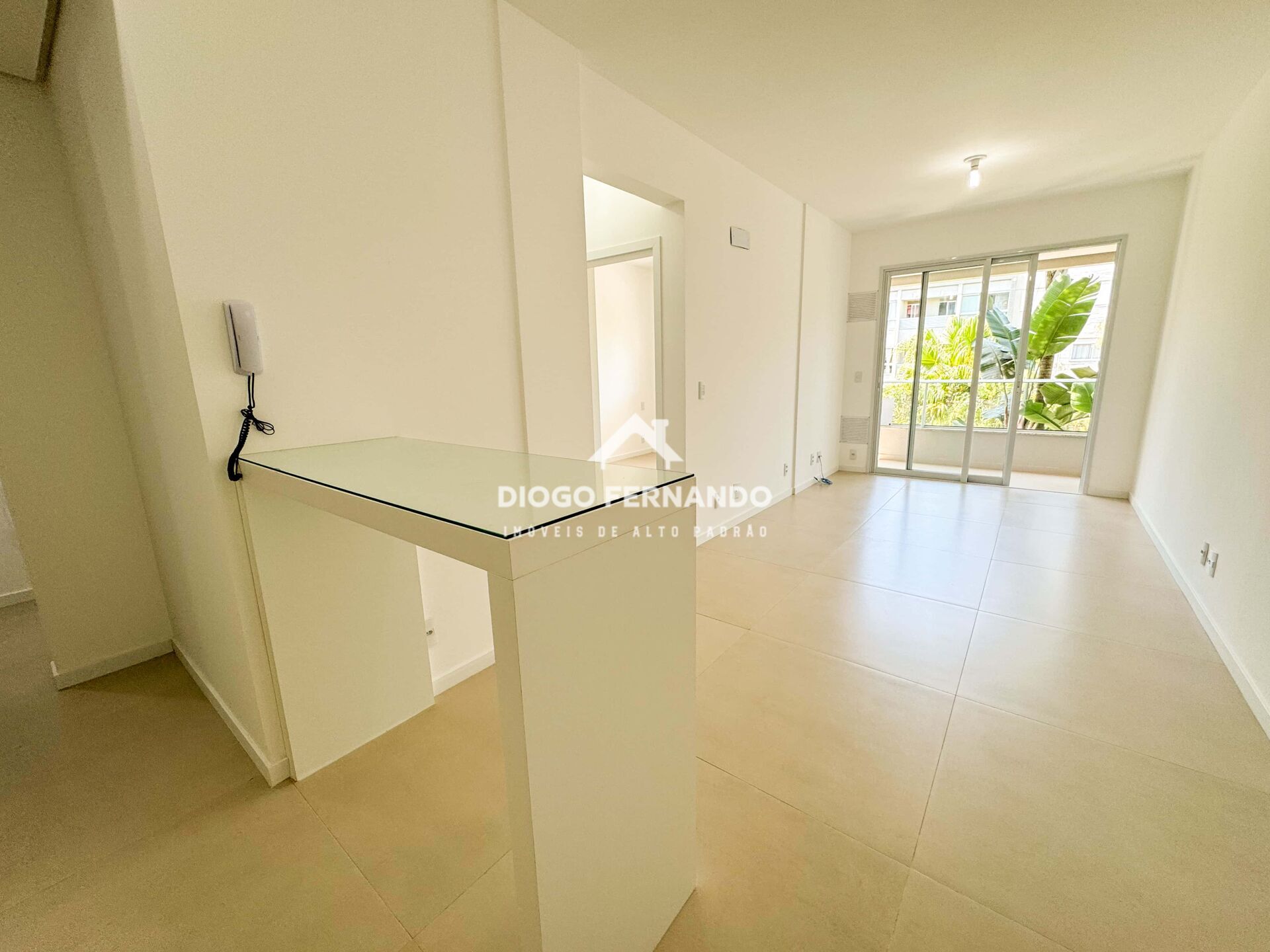 Apartamento à venda com 1 quarto, 57m² - Foto 4